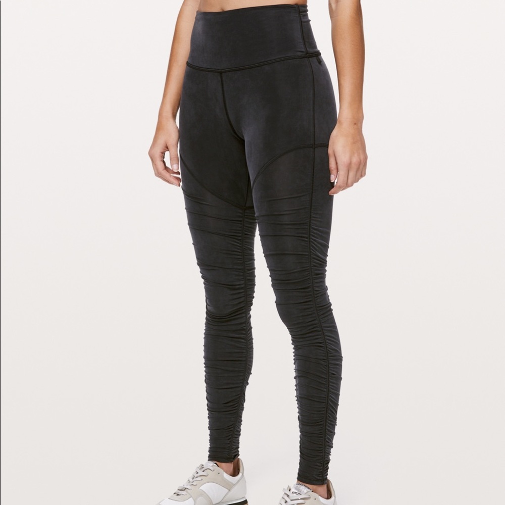 NWT Lululemon Black Cupro Leggings 6